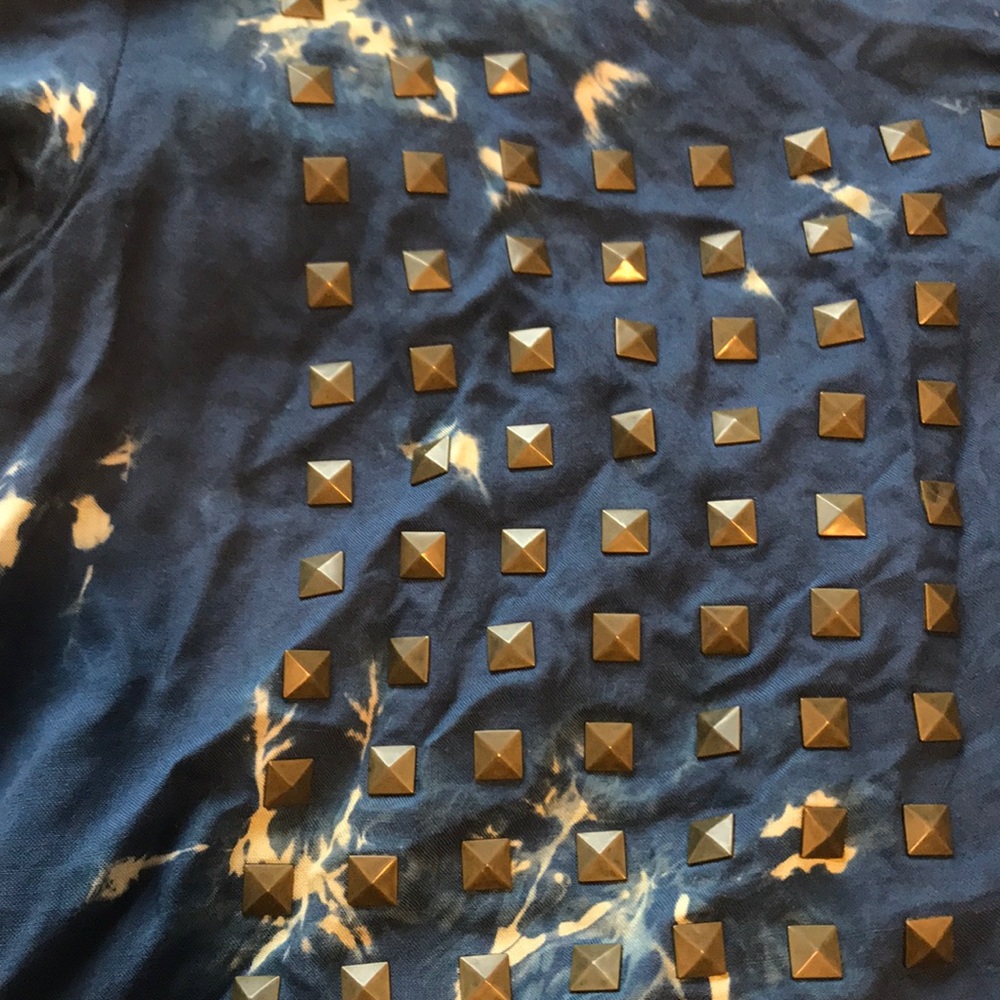 Top - Picture 4 of 4